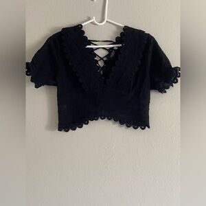 Black Lace Trim Crop Top women size small‎